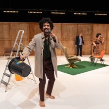 Review: FORCED ENTERTAINMENT: SIGNAL TO NOISE, Queen Elizabeth Hall