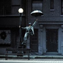 Tickets Are Now On Sale for SINGIN' IN THE RAIN at Lyric Opera of Chicago