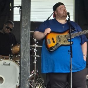 Review: BIG SHANE THORNTON Headlines at Picklefest