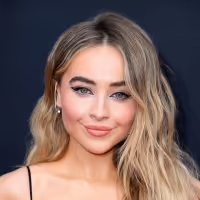 Sabrina Carpenter to Make Broadway Debut as Cady Heron in MEAN GIRLS