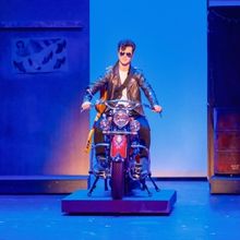 Review: ALL SHOOK UP at Crown Theatre