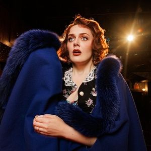 Sally Ann Hall to Release Debut Comedy Special DEAD WIFE PRETTY in June