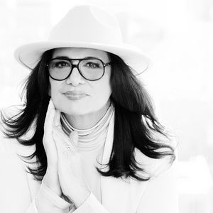 Helane Blumfield Premieres INVISIBLE TO INVINCIBLE in New York City and Sarasota