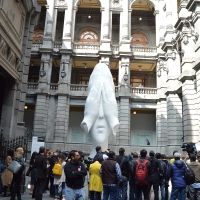 Detrás Del Muro,escultura Monumental De Jaume Plensa, Por Primera Vez En México…