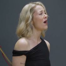 Video: Mary Kate Moore Stars In CABARET At The Guthrie Theatre