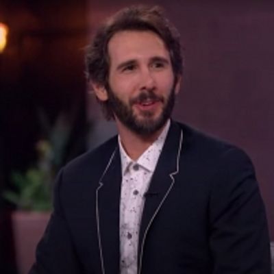 VIDEO: Josh Groban Jokes That He Was the Inspiration for 'Dear Evan Hansen' on THE KELLY CLARKSON SHOW