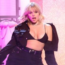 Video: Watch Reneé Rapp's MEAN GIRLS Performance on SATURDAY NIGHT LIVE