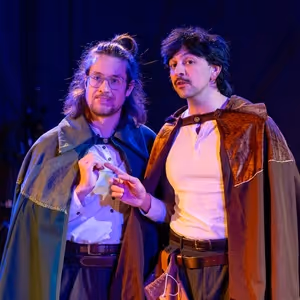 St. Louis Shakespeare Festival’s ROSENCRANTZ AND GUILDENSTERN ARE DEAD is Chaotically Lively