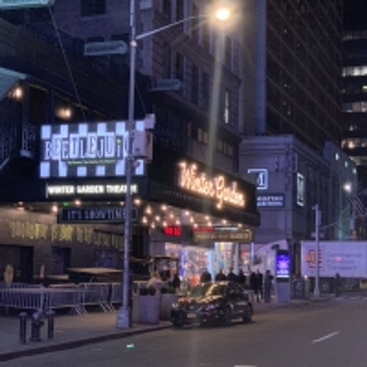 Wake Up With BWW 3/12: SIX Opens, FLYING OVER SUNSET Begins Previews, and More!  Image