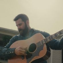 Video: Jordan Davis Releases Official Music Video for 'Next Thing You Know'