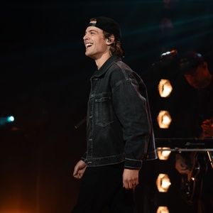 Max McNown Embarking on 'The Summer Vacation Tour' This Summer