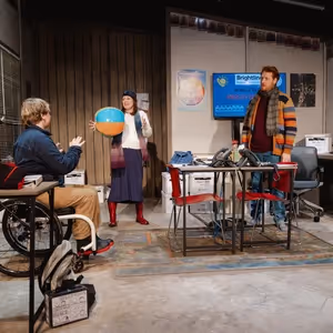 Review: YOU STUPID DARKNESS! at 21ten Theatre