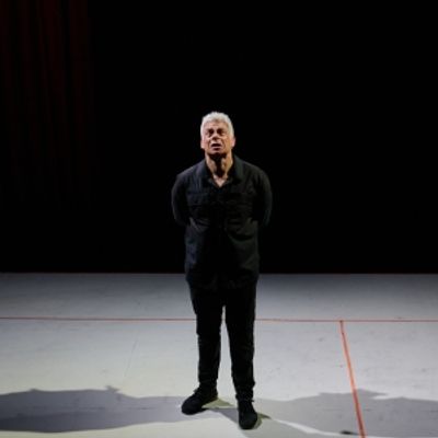 Review: THE PLAY'S THE THING: A ONE-PERSON HAMLET, Wilton's Music Hall