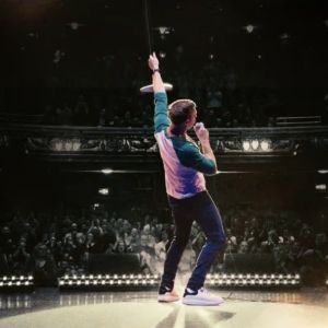 Russell Howard to Launch 2026 Stand-Up Tour DON'T TELL THE ALGORITHM