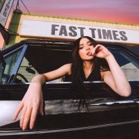VIDEO: Sabrina Carpenter Returns With New Single 'Fast Times'