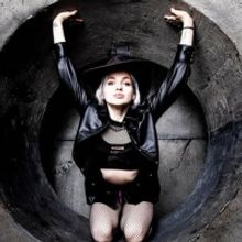 DEVORA Shares New Track 'Pornstar'