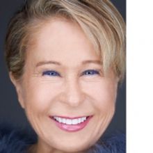 BWW Interview: Yeardley Smith Talks Broadway, Lisa Simpson, & SMALL TOWN DICKS