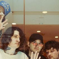 Saint Blonde Release New Single "smooth talkin'"
