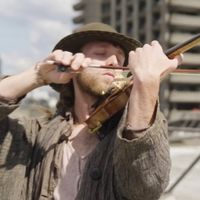 Video: FIDDLER ON THE ROOF Arrives At the Barbican Theatre Video