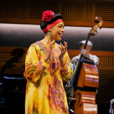 Photos & Video: Gina Torres Takes First Bow in BUENA VISTA SOCIAL CLUB on Broadway