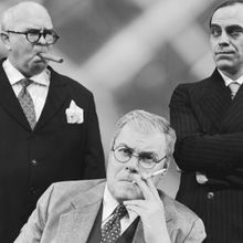 Review: THE DRUMS OF WAR at Abbey Theater of Dublin