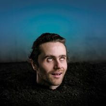 Review: TOM LAWRINSON: BURIED ALIVE AND LOVING IT, Soho Theatre
