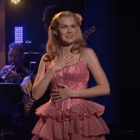 VIDEO: WICKED's Lindsay Pearce and Ginna Claire Mason Perform 'Popular' and 'The…