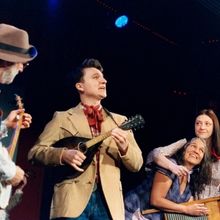 THE WAYFARING STRANGERS Improvised Bluegrass Musical
