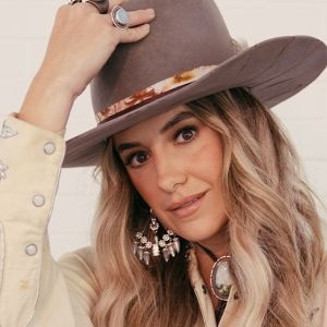 Coors Light Partners With Country Superstar Lainey Wilson For Multi-Year Partnership…
