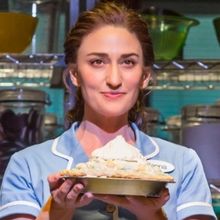 Sara Bareilles Wants Kelly Clarkson to Star in WAITRESS