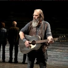BWW Review: Powerfully Plainspoken COAL COUNTRY Speaks The Truths of Mining Disaster 