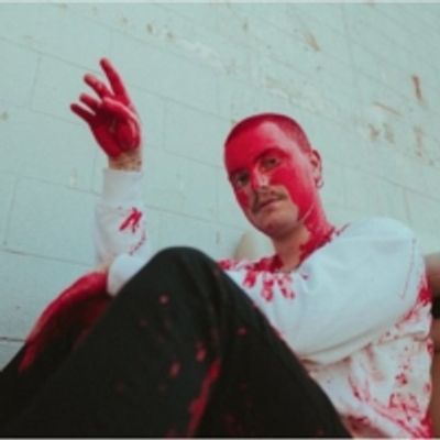 Vaines Debuts 'All In My Head,' A Song About Digital Infatuation