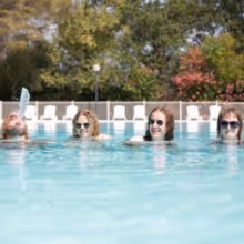 Penelope Isles Share 'Round' Music Video