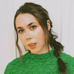 I'm With Her's Sarah Jarosz Shares New Single