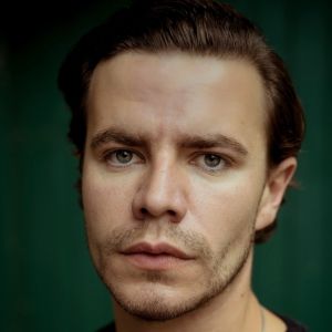 Interview: 'Masculinity Is In Crisis': Actor Oliver Johnstone on Research, Toxicity…