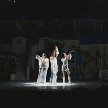 Review: JAH’s Sojourn in Mamma Mia! The Musical Re-Run