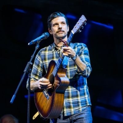 Video: Seth Avett Performs at Curtain Call of SWEPT AWAY