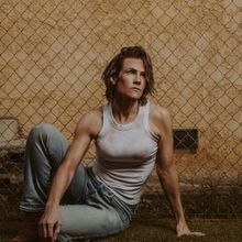 Cameron Esposito to Perform at The Den Theatre on New Year's Eve