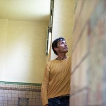 Bill MacKay Shares Tender 'Keeping In Time' from 'Locust Land' LP