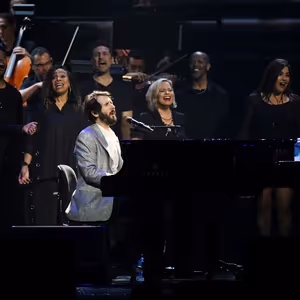 Josh Groban Returning to Las Vegas with 'Gems' Residency This Fall