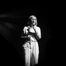 Alice Russell Shares Club-Ready Remix of 'Gravity'