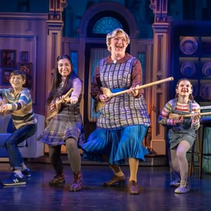 Review: MRS. DOUBTFIRE: THE NEW MUSICAL COMEDY at Robinson Center in Little Rock