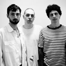 Population II Share 'Beau baptême' Single