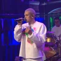 VIDEO: Watch Lauv & Anne-Marie Perform 'lonely' on LATE NIGHT WITH SETH MEYERS Video