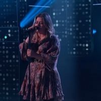 VIDEO: Kelly Clarkson Covers 'Love Me Like a Man' Video