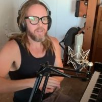 VIDEO: Tim Minchin Performs His New Song 'I'll Take Lonely Tonight' Video