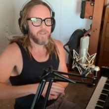 VIDEO: Tim Minchin Performs His New Song 'I'll Take Lonely Tonight'