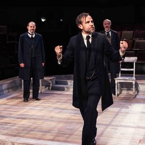Review: AN ENEMY OF THE PEOPLE at Union Arts Center