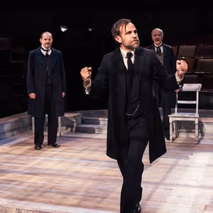Review: AN ENEMY OF THE PEOPLE at Union Arts Center