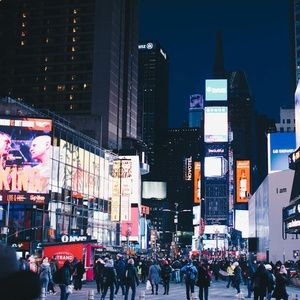 Cabaret Roundup: November 3-9- Hannah Berner, Jackie Hoffman, Shoshana Bean & More